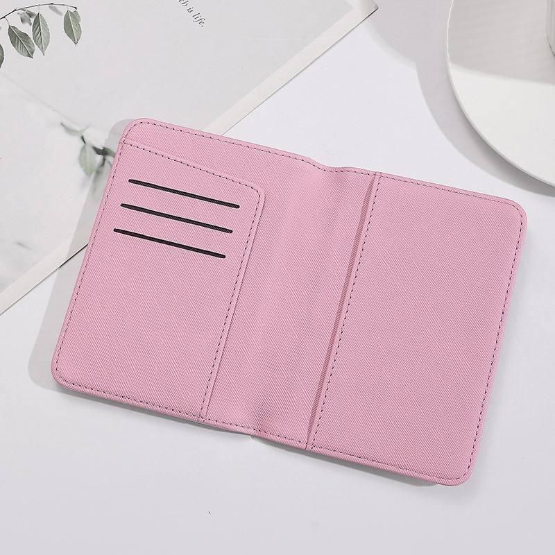 غطاء جواز سفر نسائي من Hello K - مراجعة Travel Accessories India وسعره
